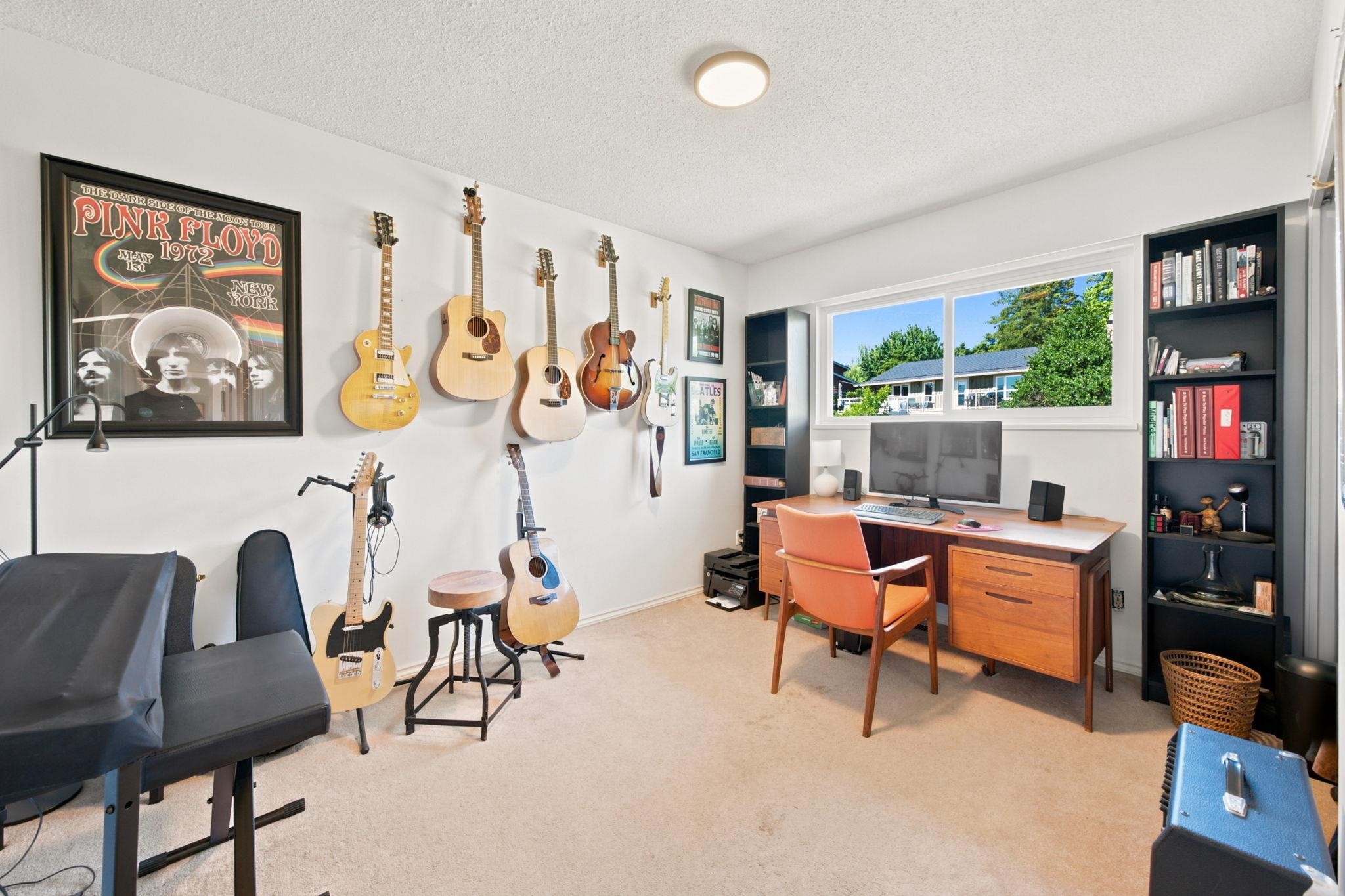 575 Dollarton Highway N, North Vancouver, BC