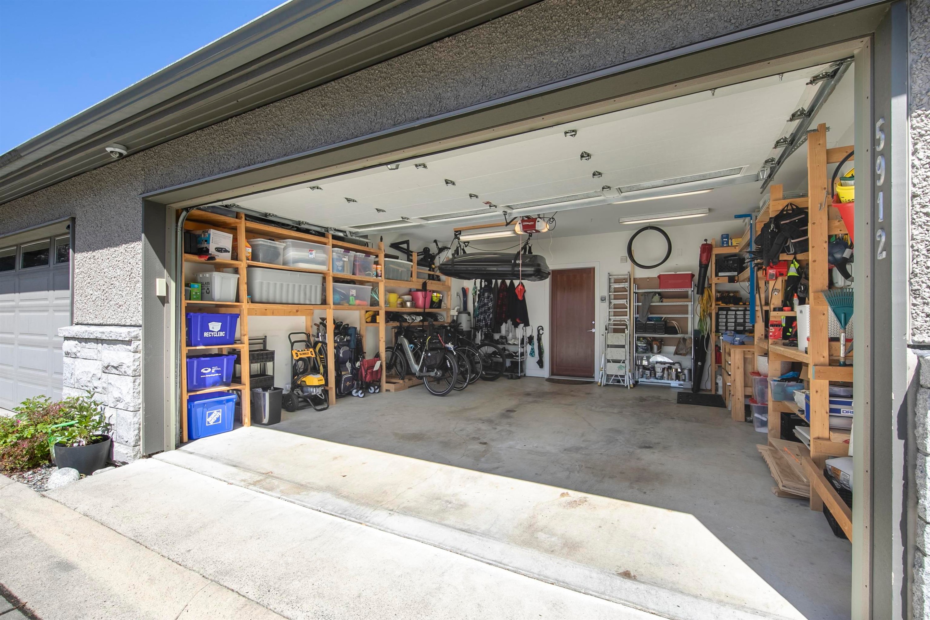 5912 Chancellor Boulevard, Vancouver, BC