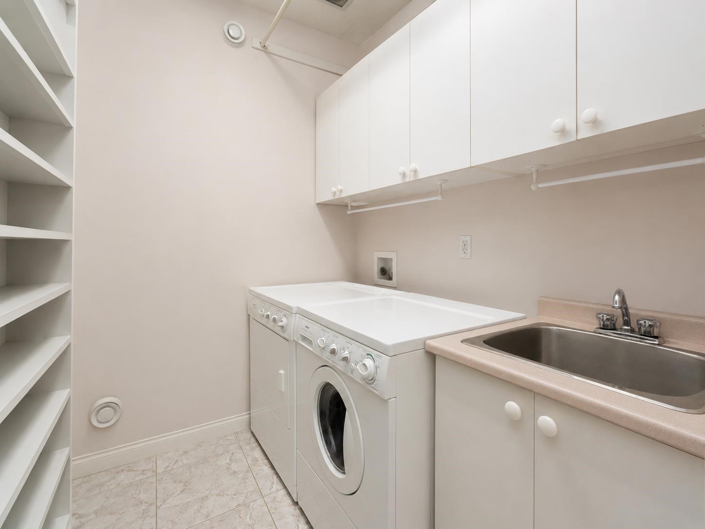 6115 Garrison Court, Richmond, BC