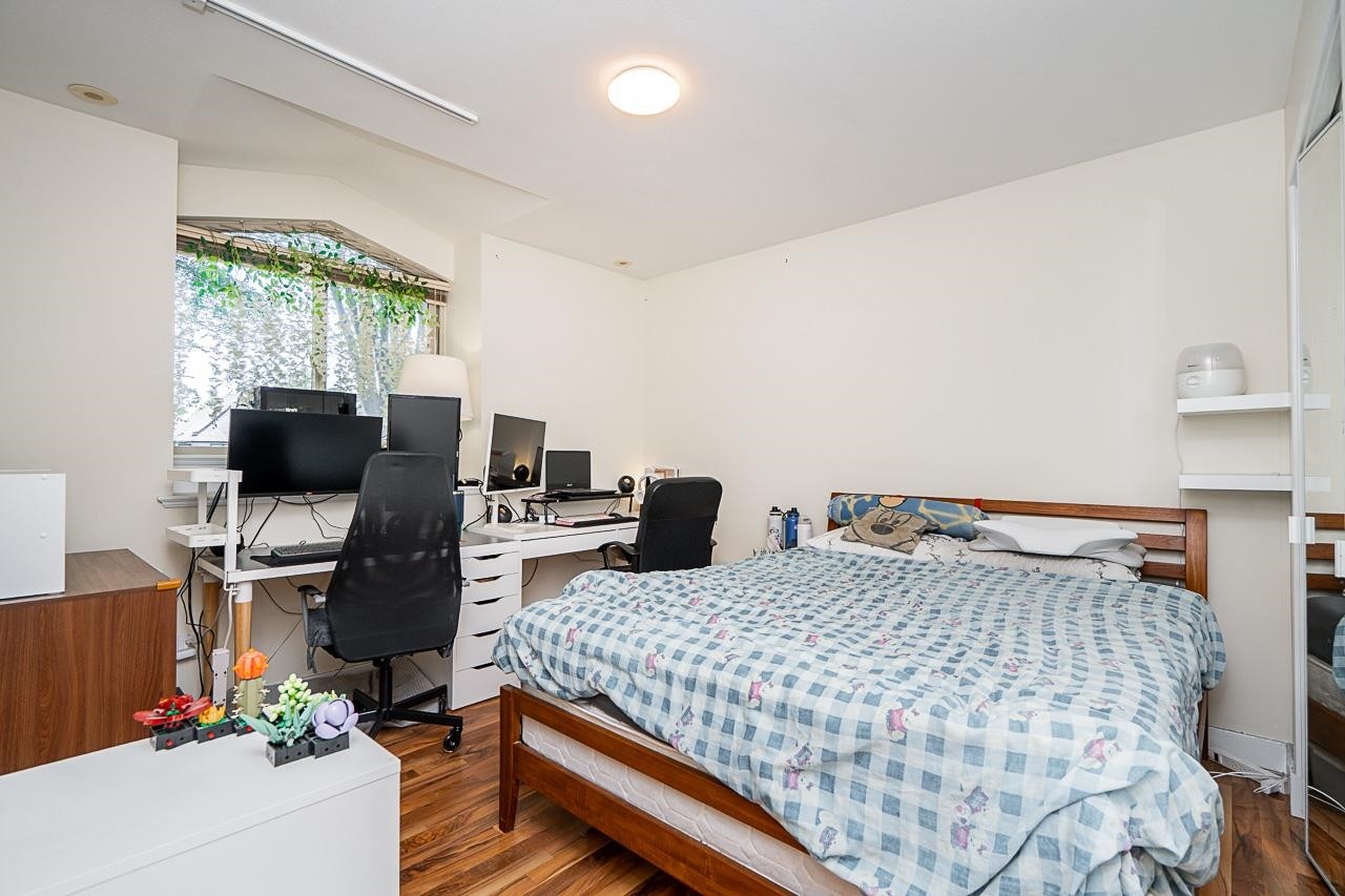 732 26Th Avenue W, Vancouver, BC