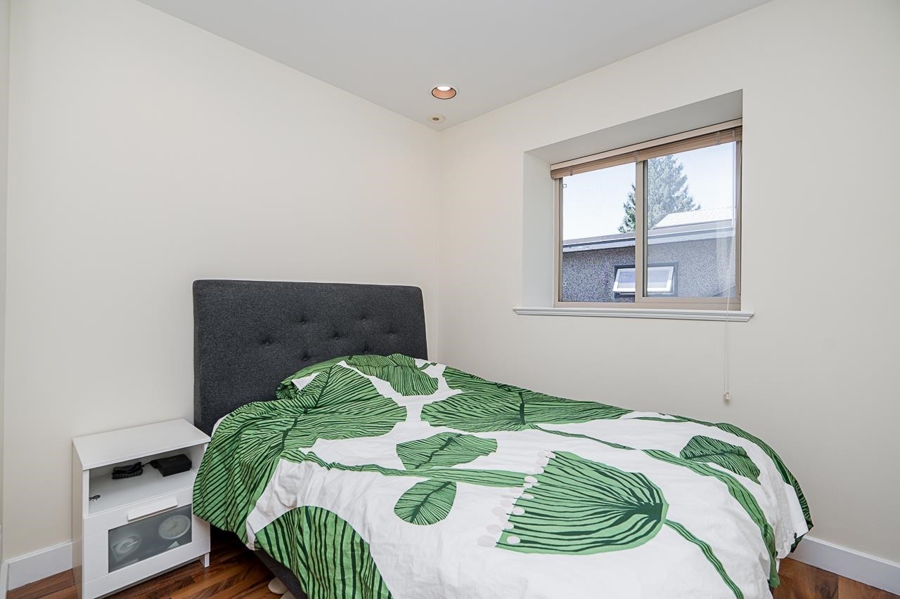732 26Th Avenue W, Vancouver, BC