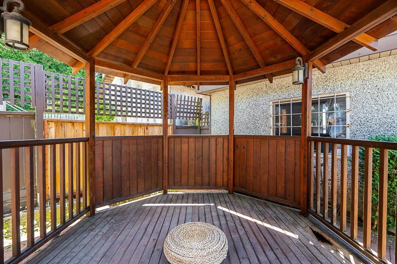 732 26Th Avenue W, Vancouver, BC