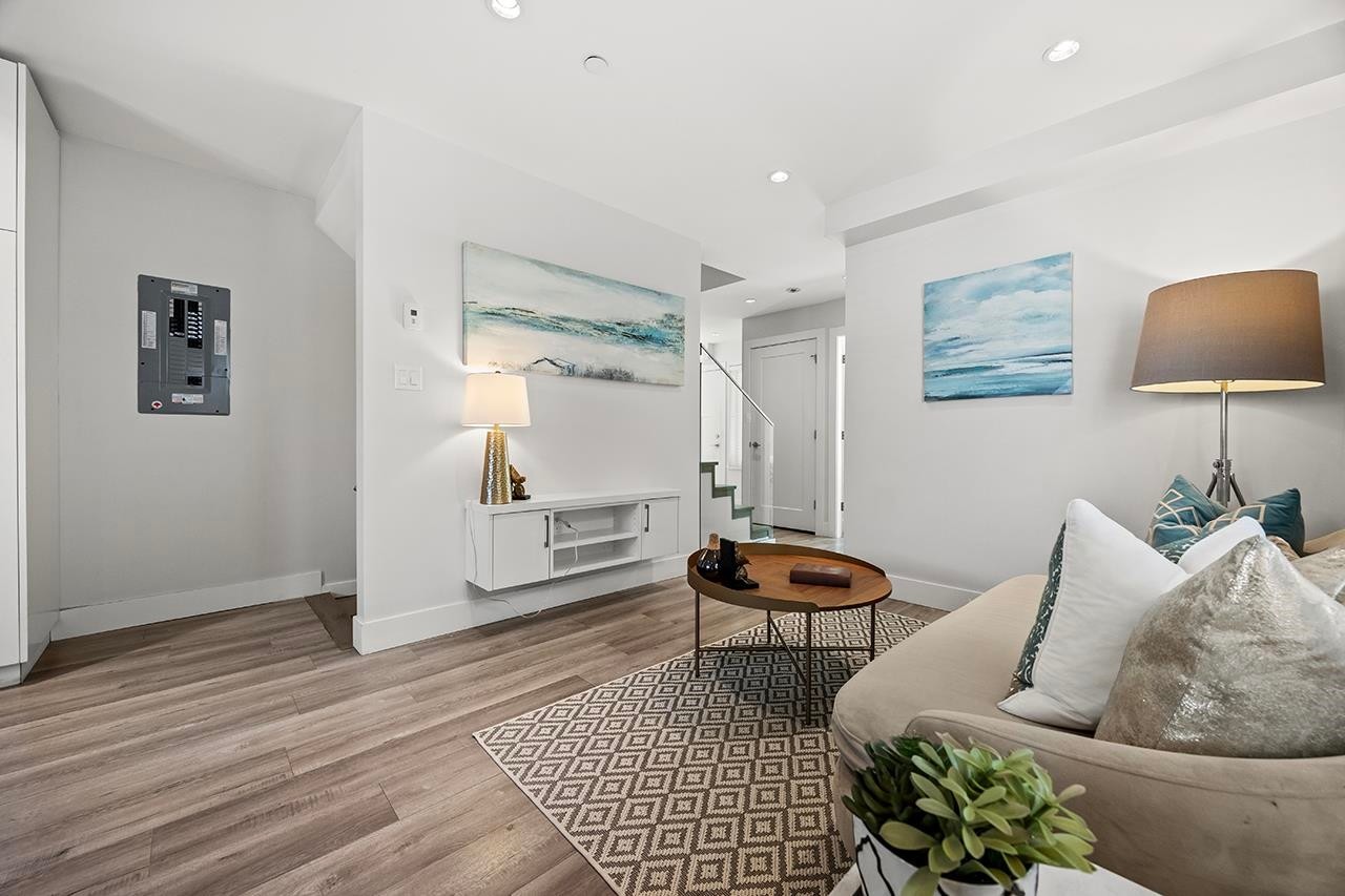5440 Rhodes Street, Vancouver, BC