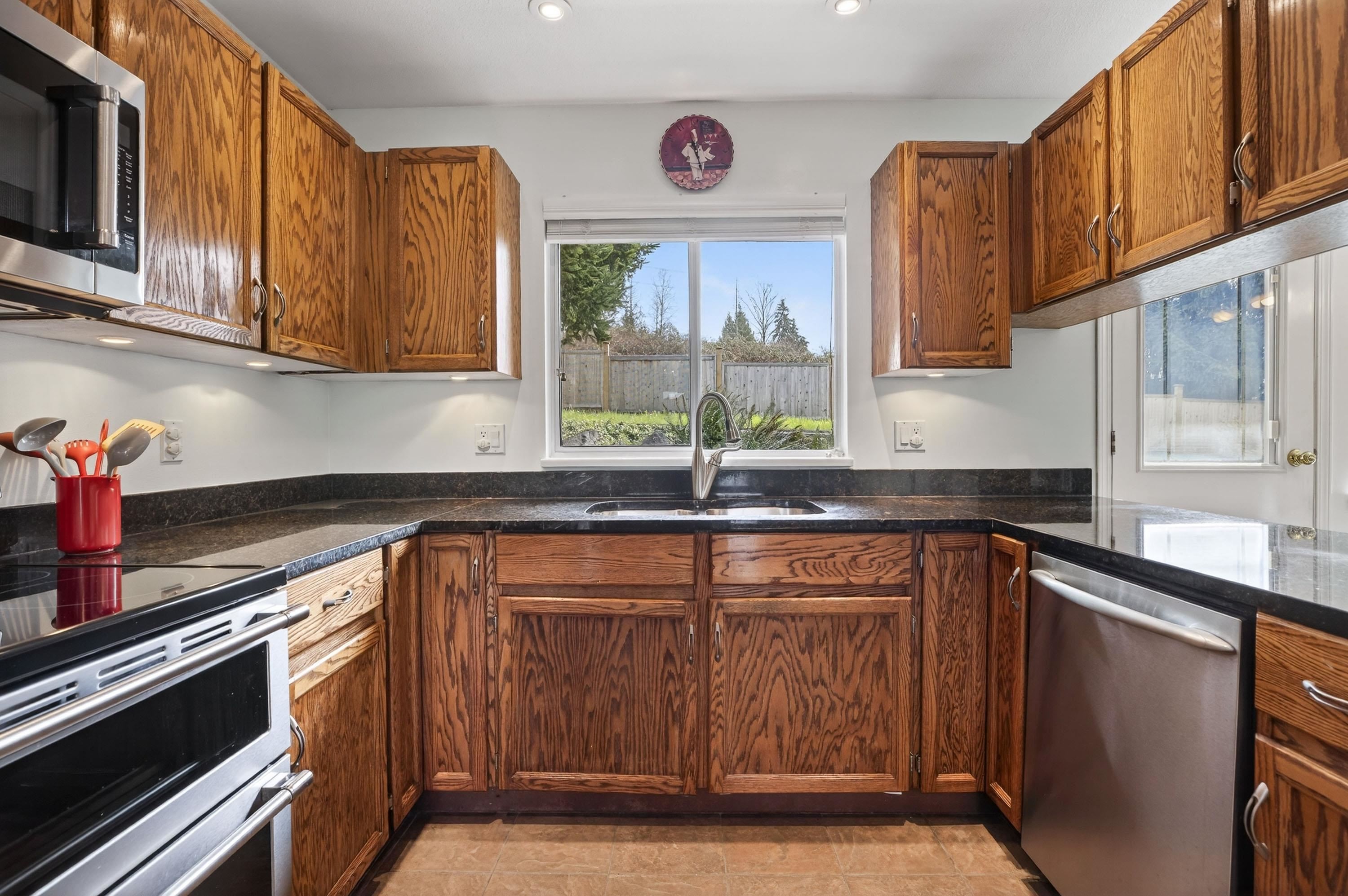 2577 Trillium Place, Coquitlam, BC