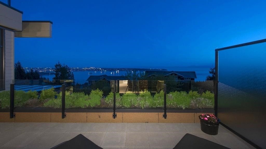 2551 Highgrove Mews, West Vancouver, BC