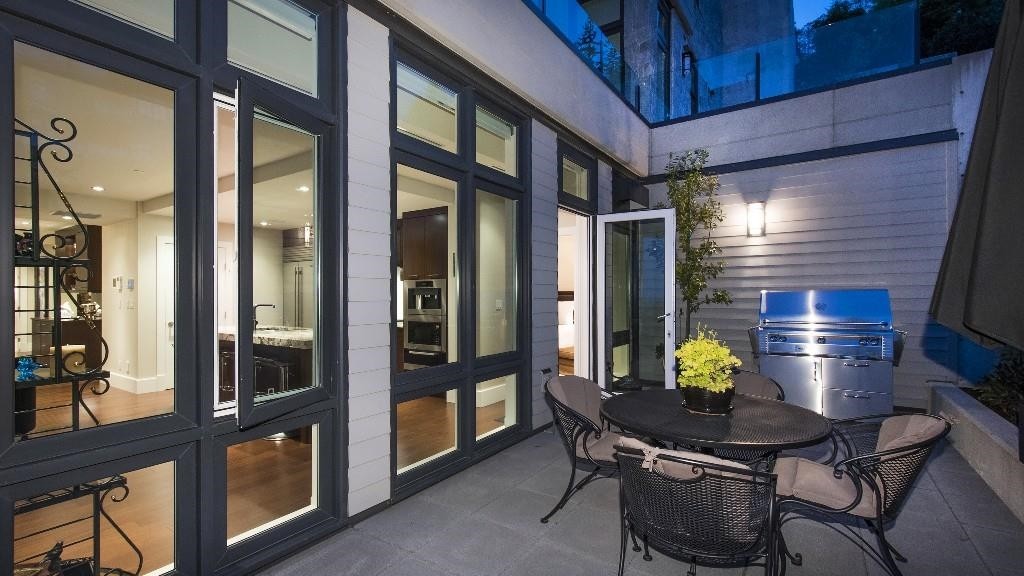 2551 Highgrove Mews, West Vancouver, BC