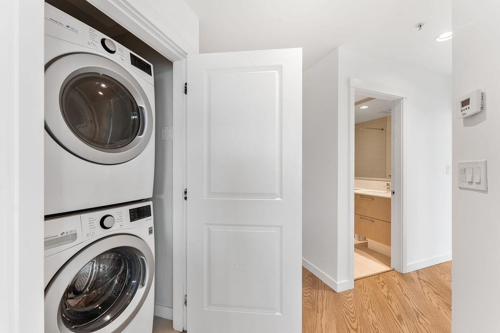 1306-3533 Ross Drive, Vancouver, BC