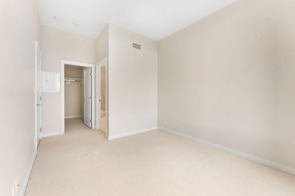 1306-3533 Ross Drive, Vancouver, BC