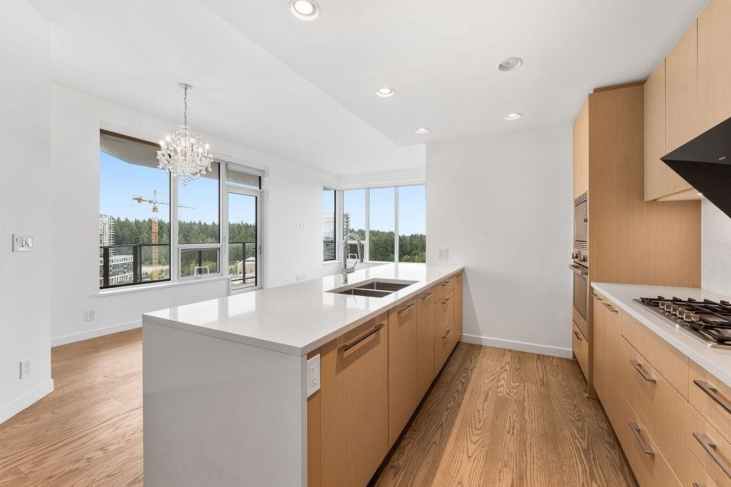 1306-3533 Ross Drive, Vancouver, BC