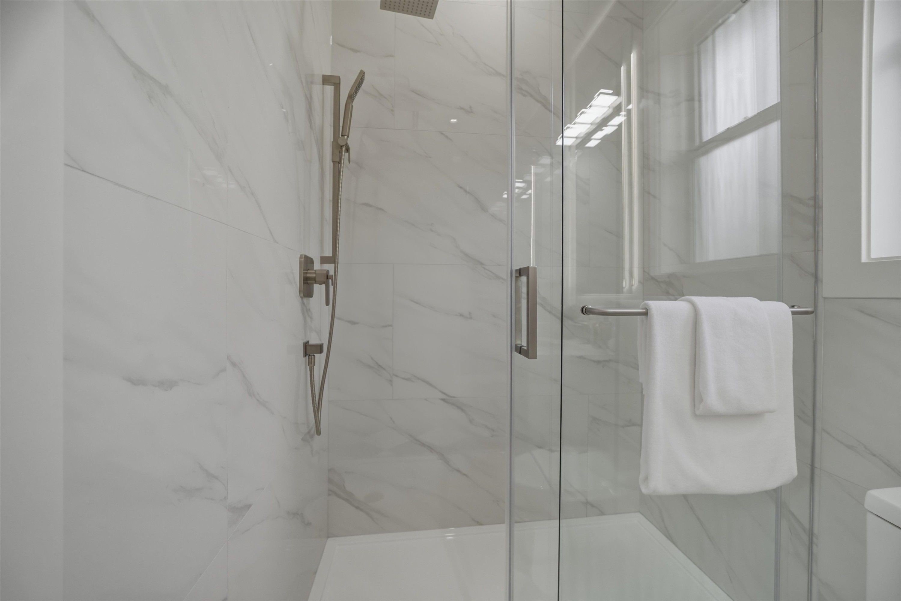 3112 42Nd Avenue W, Vancouver, BC
