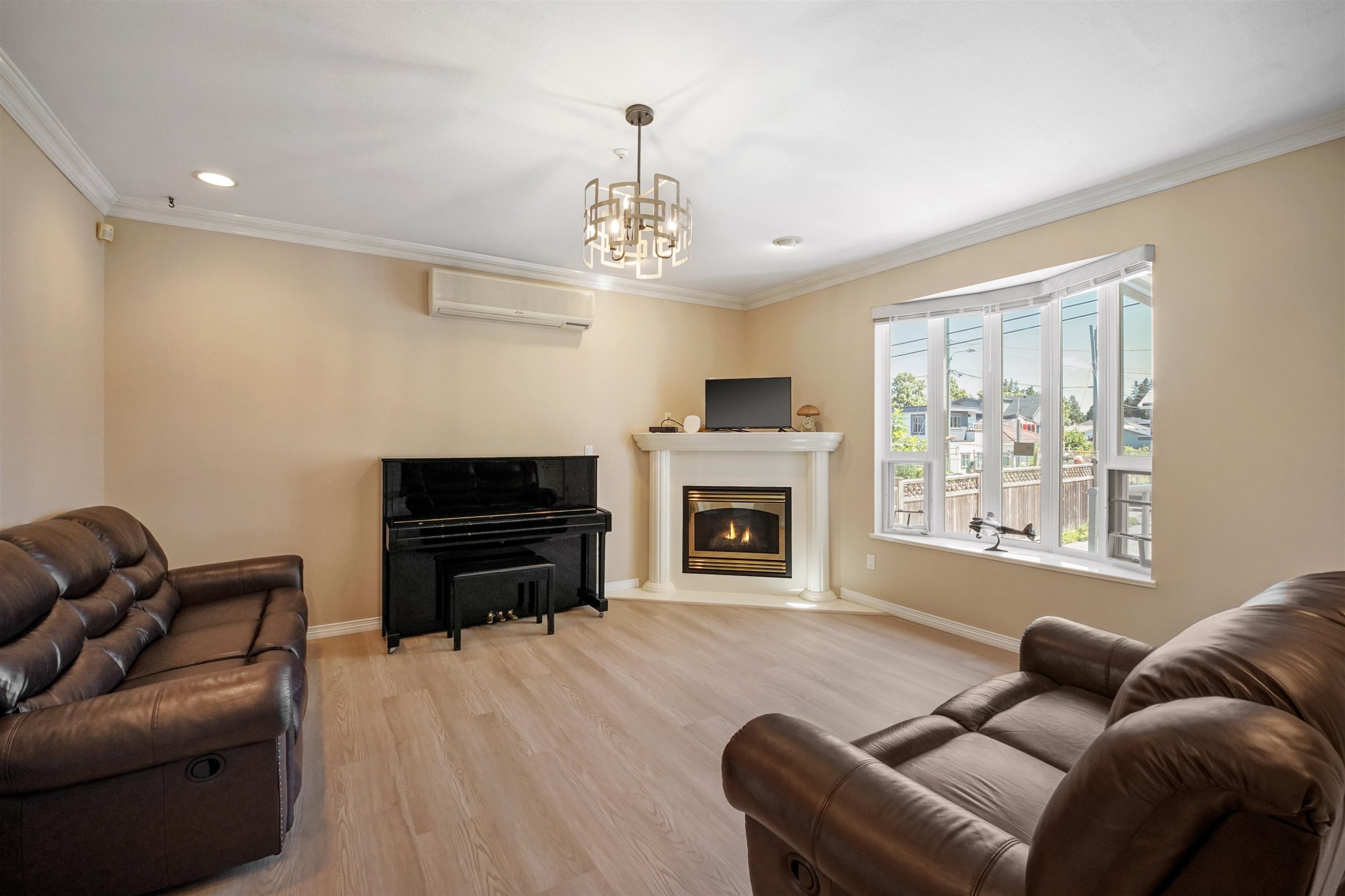 3978 Victoria Drive, Vancouver, BC