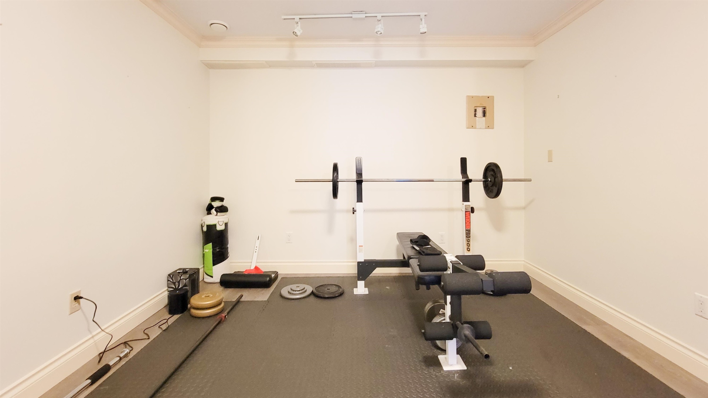3595 Wellington Crescent, North Vancouver, BC