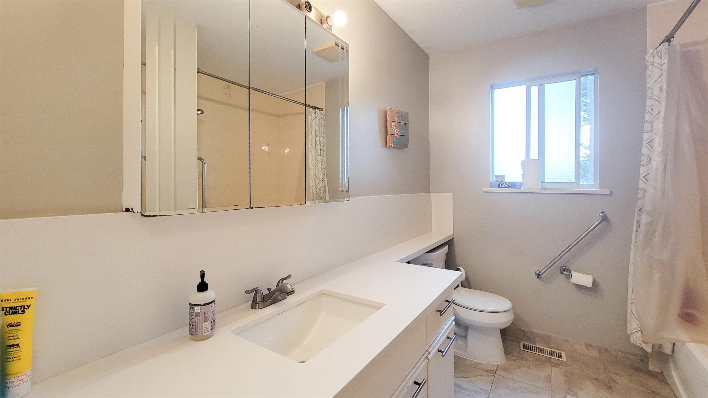 3595 Wellington Crescent, North Vancouver, BC