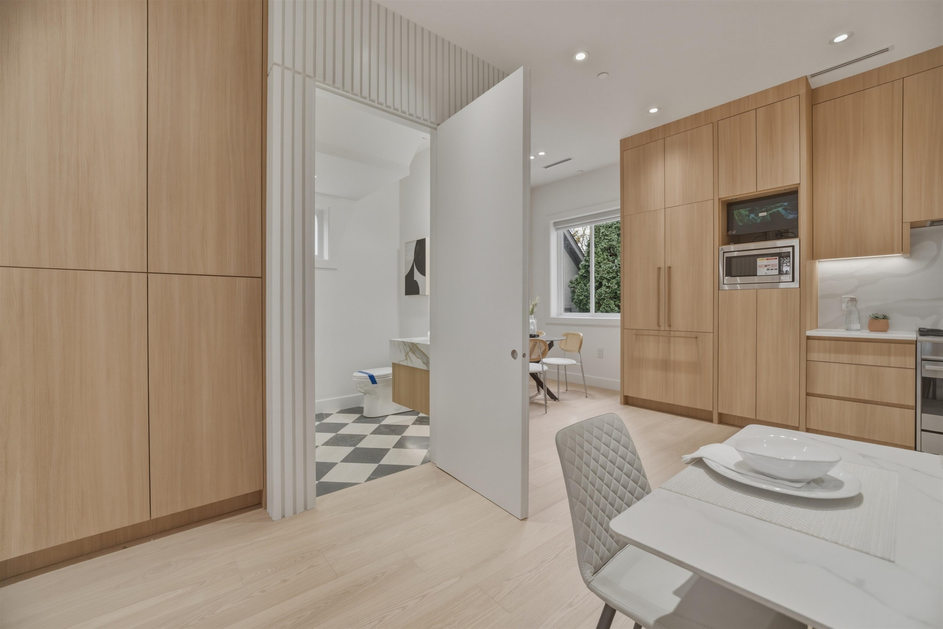 3110 42Nd Avenue W, Vancouver, BC