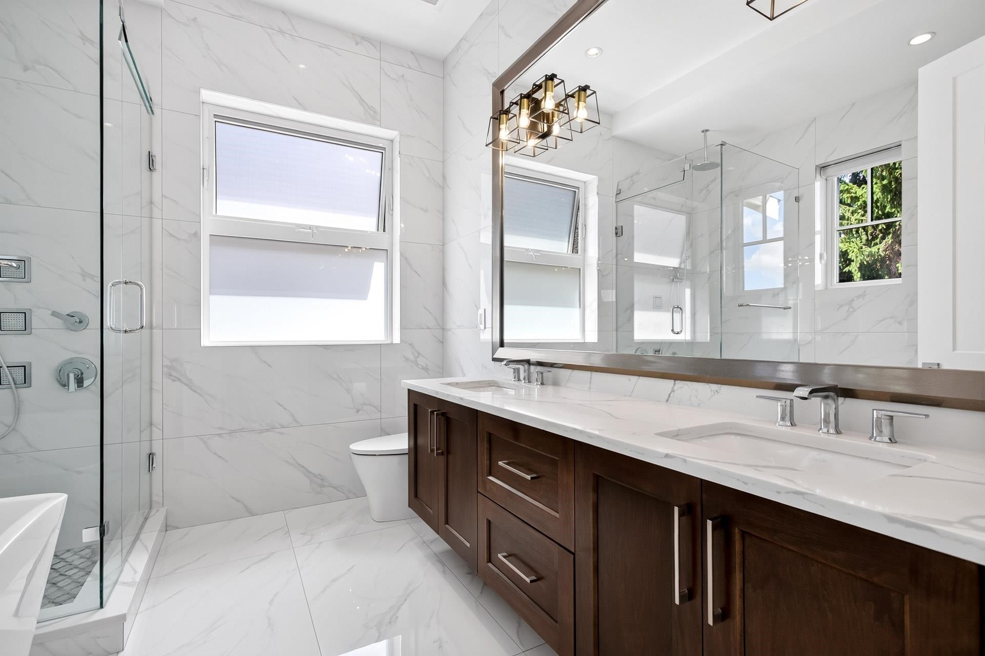 3964 21St Avenue W, Vancouver, BC