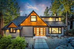 130 Oceanview Place Lions Bay, BC V0N 2E0