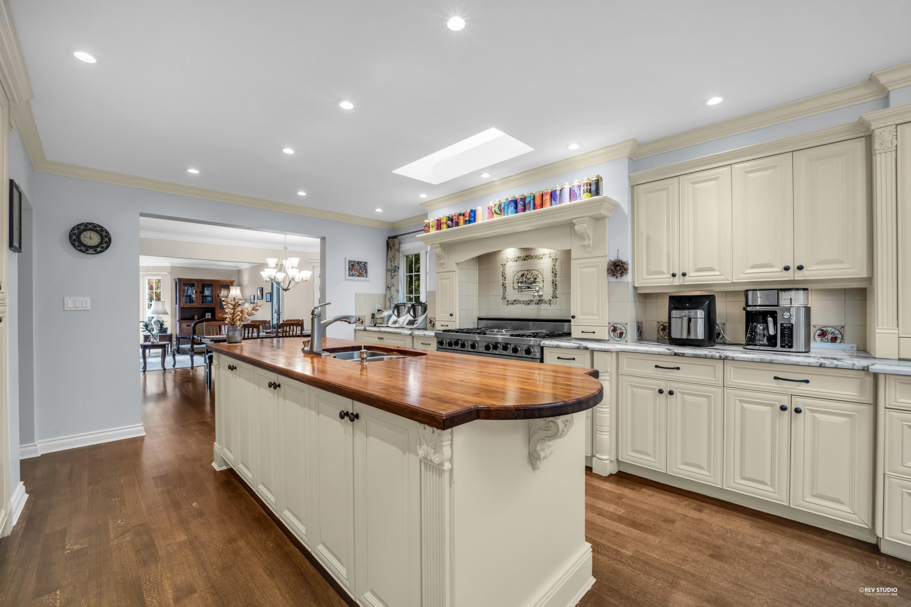 539 Newcroft Place, West Vancouver, BC