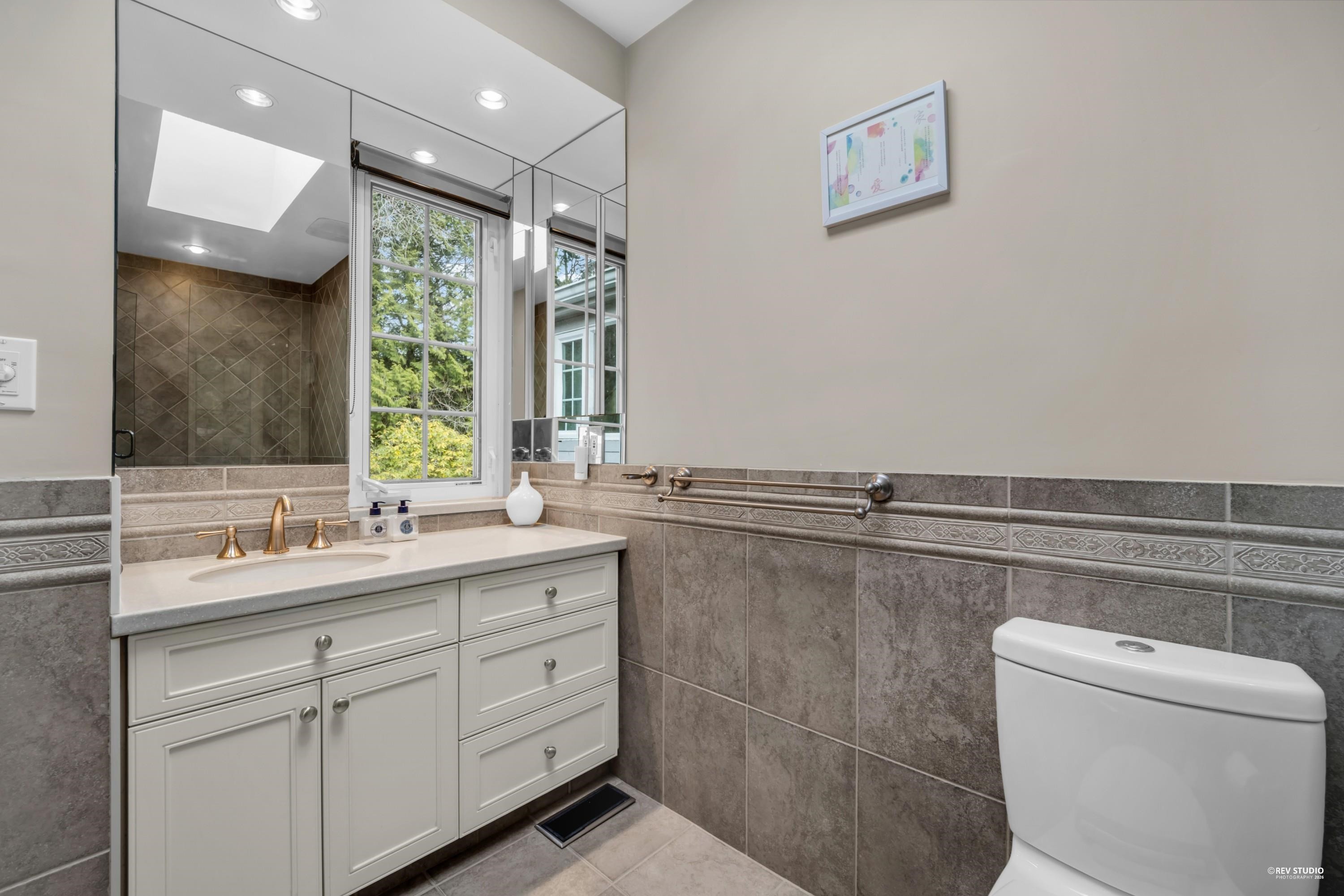 539 Newcroft Place, West Vancouver, BC