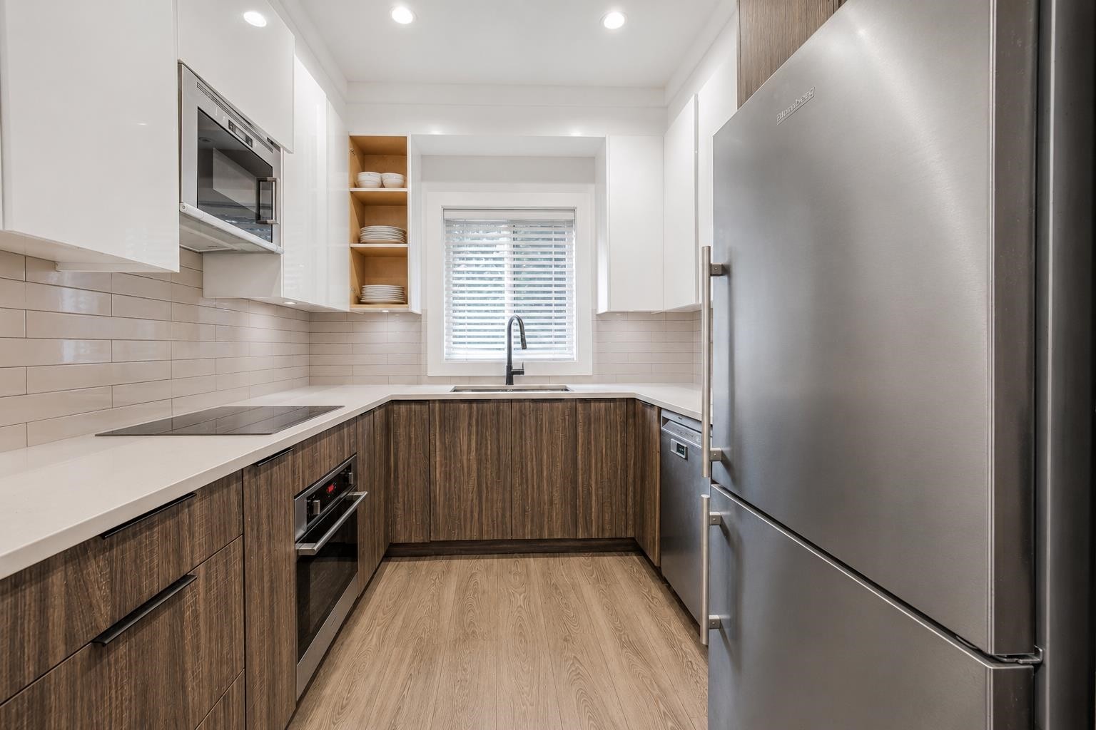2412 Dundas Street, Vancouver, BC