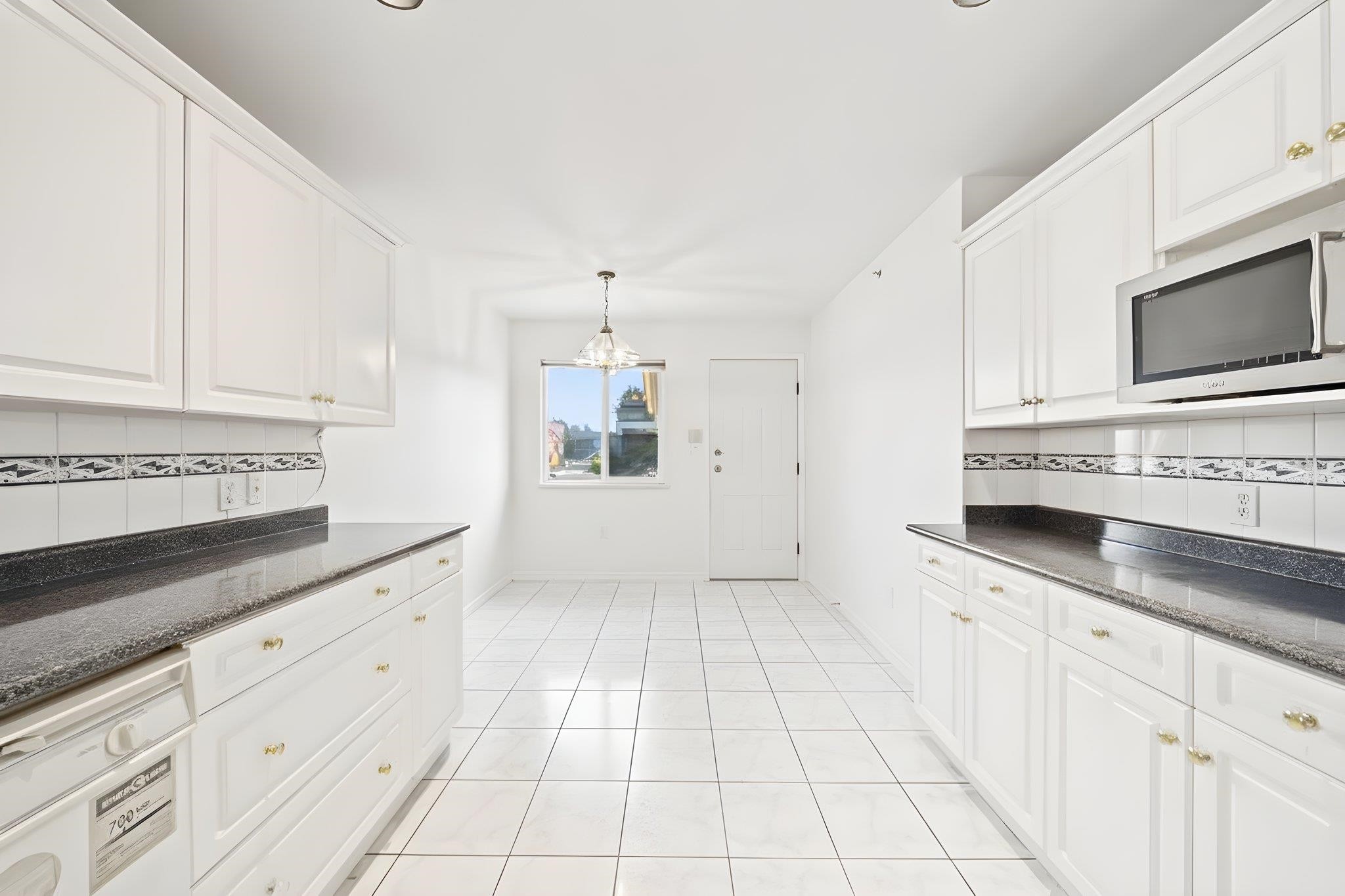 1968 39Th Avenue E, Vancouver, BC