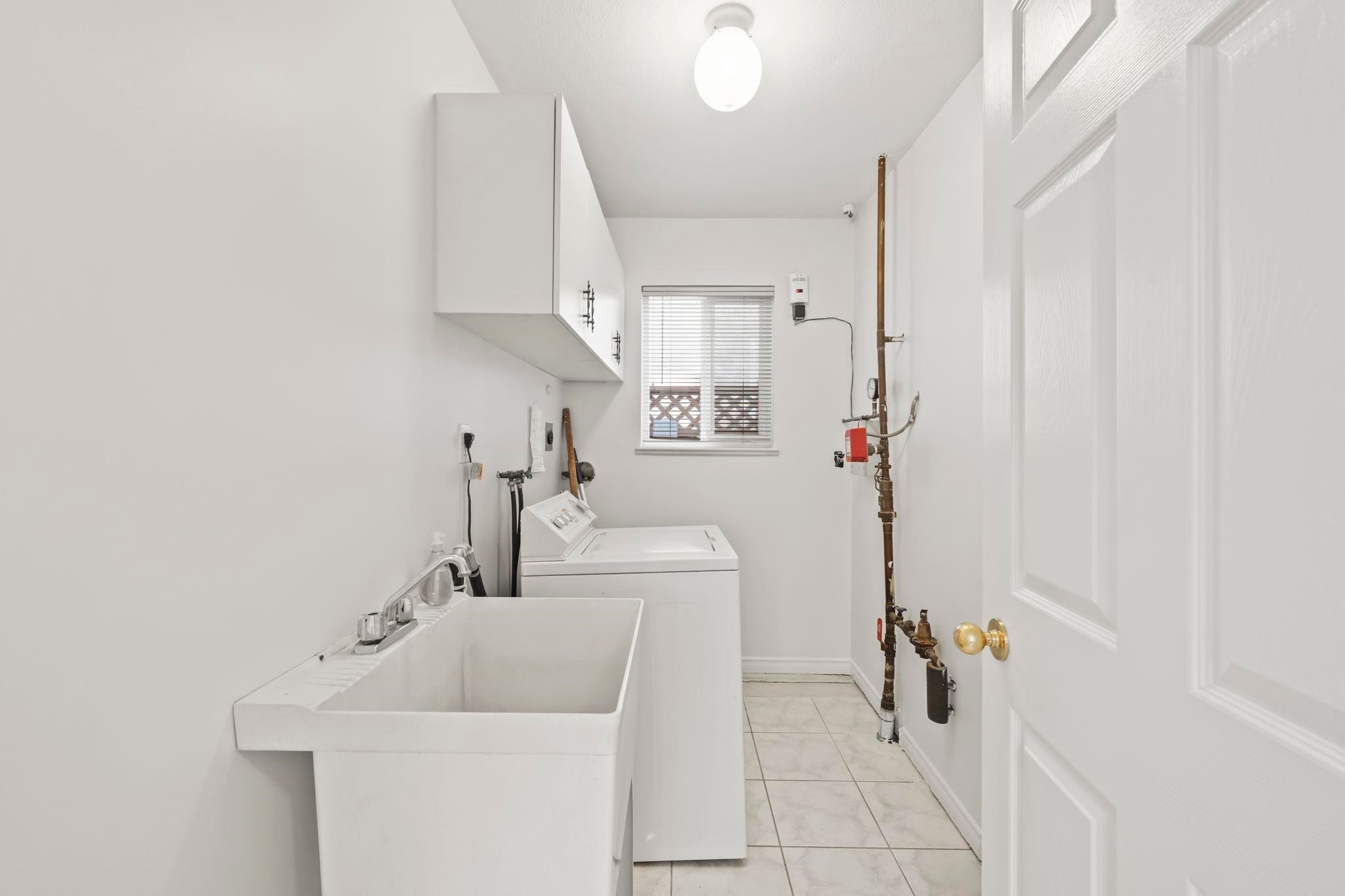 1968 39Th Avenue E, Vancouver, BC
