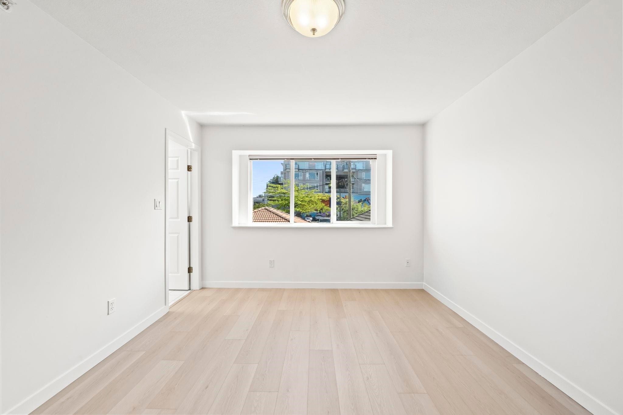 1968 39Th Avenue E, Vancouver, BC