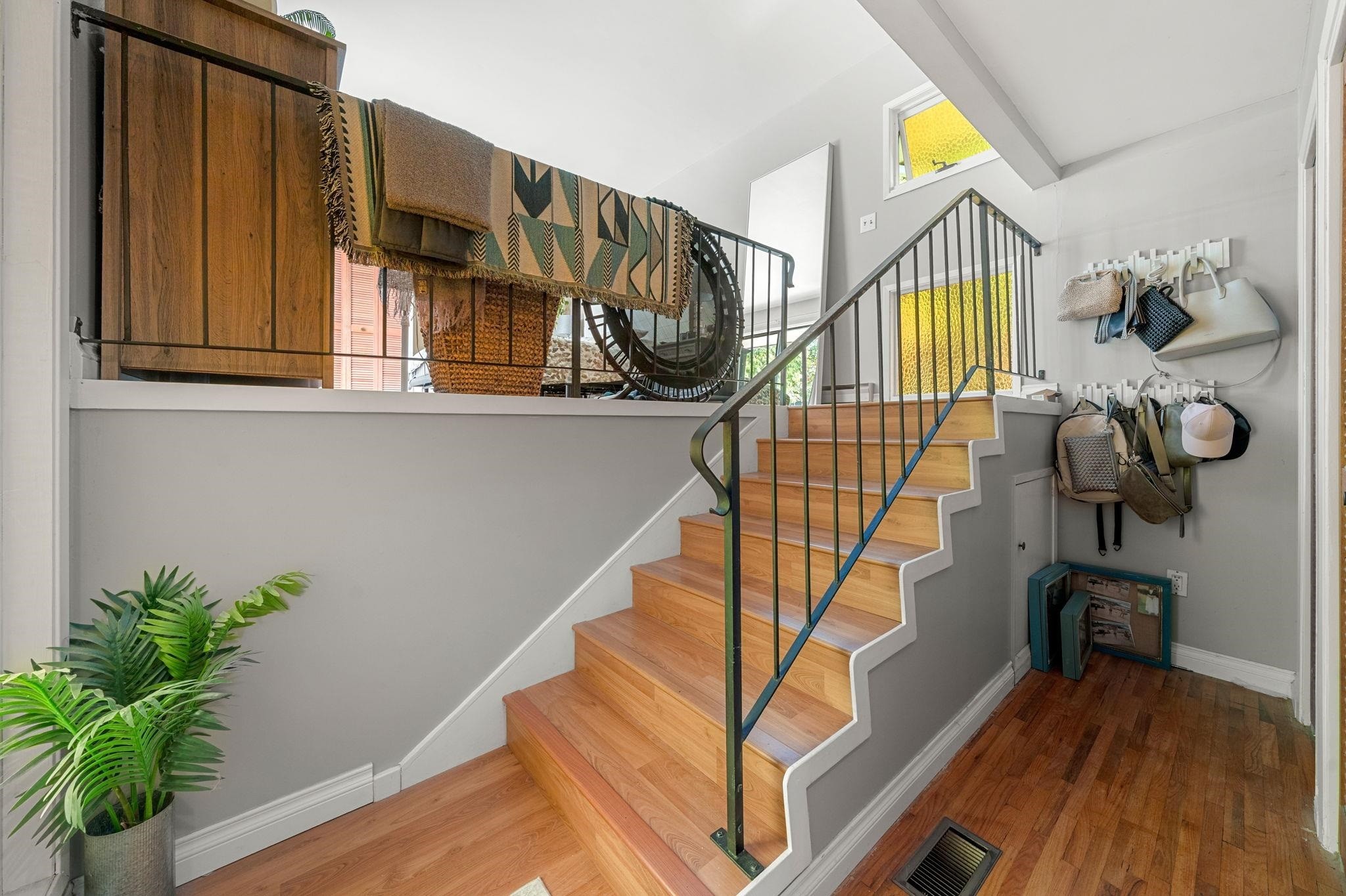 674 Blueridge Avenue, North Vancouver, BC