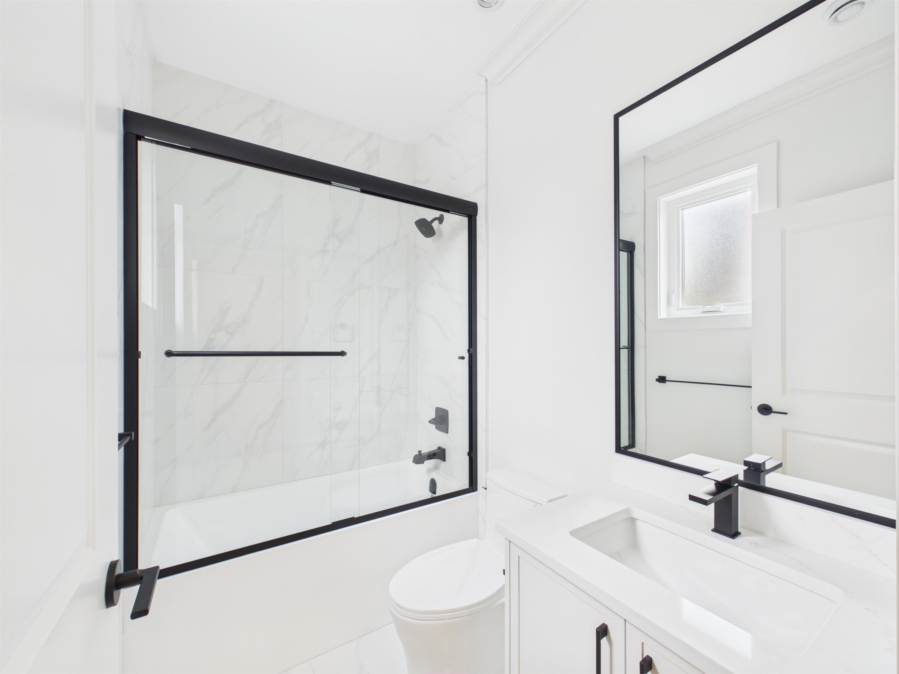11306 Williams Road, Richmond, BC - Indoor Photo Showing Bathroom