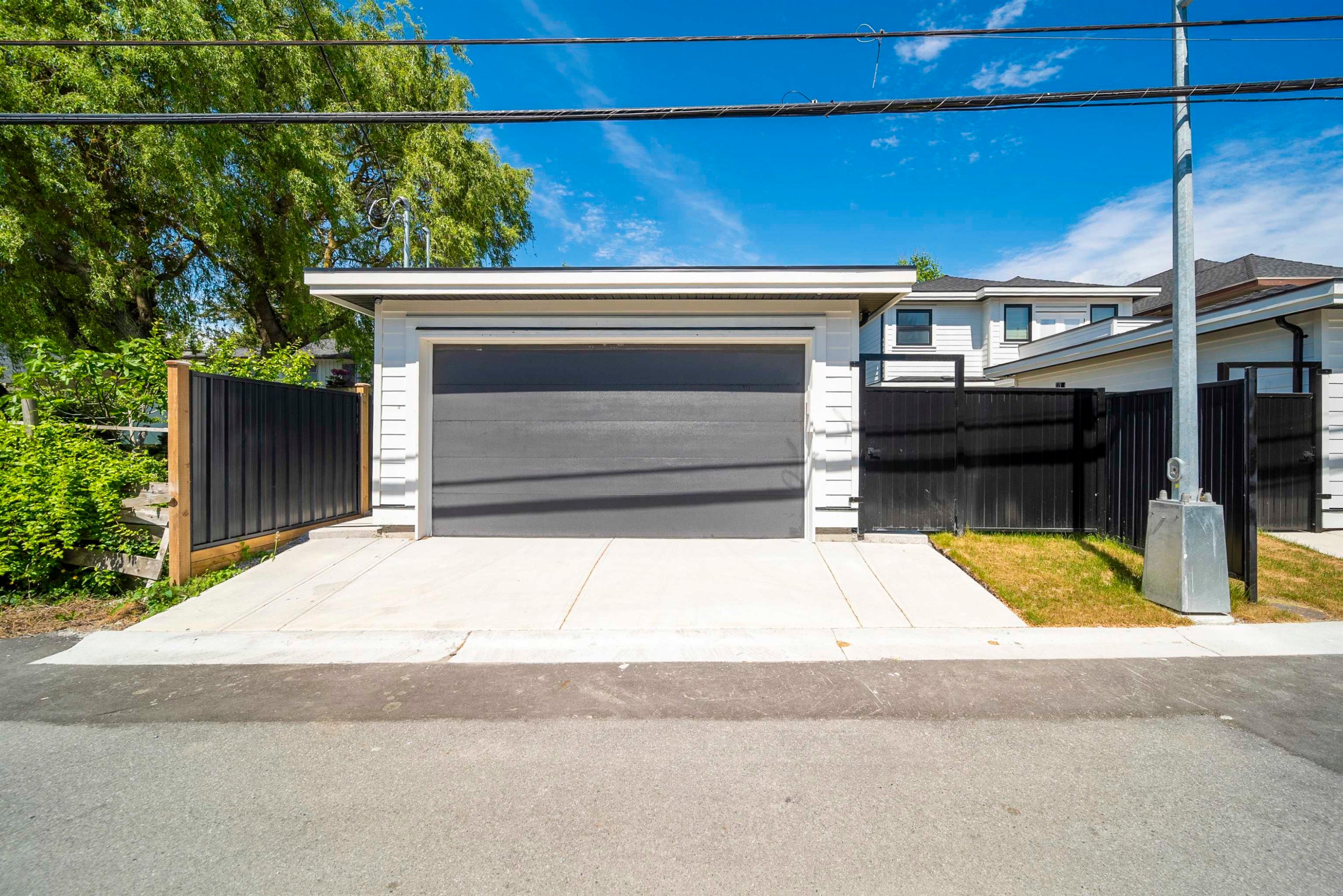 11306 Williams Road, Richmond, BC - Outdoor