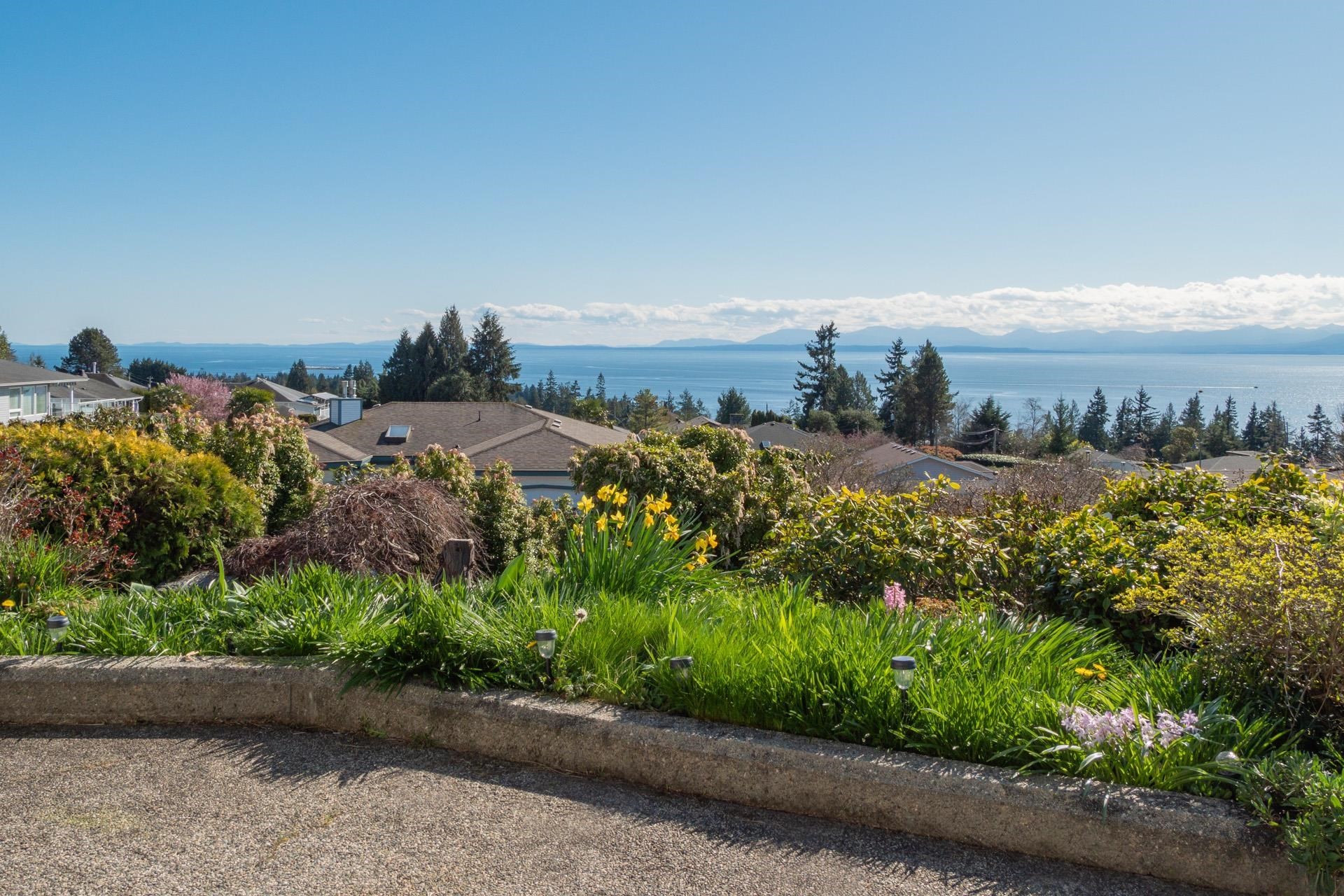 5160 Ridgeview Drive, Sechelt, BC