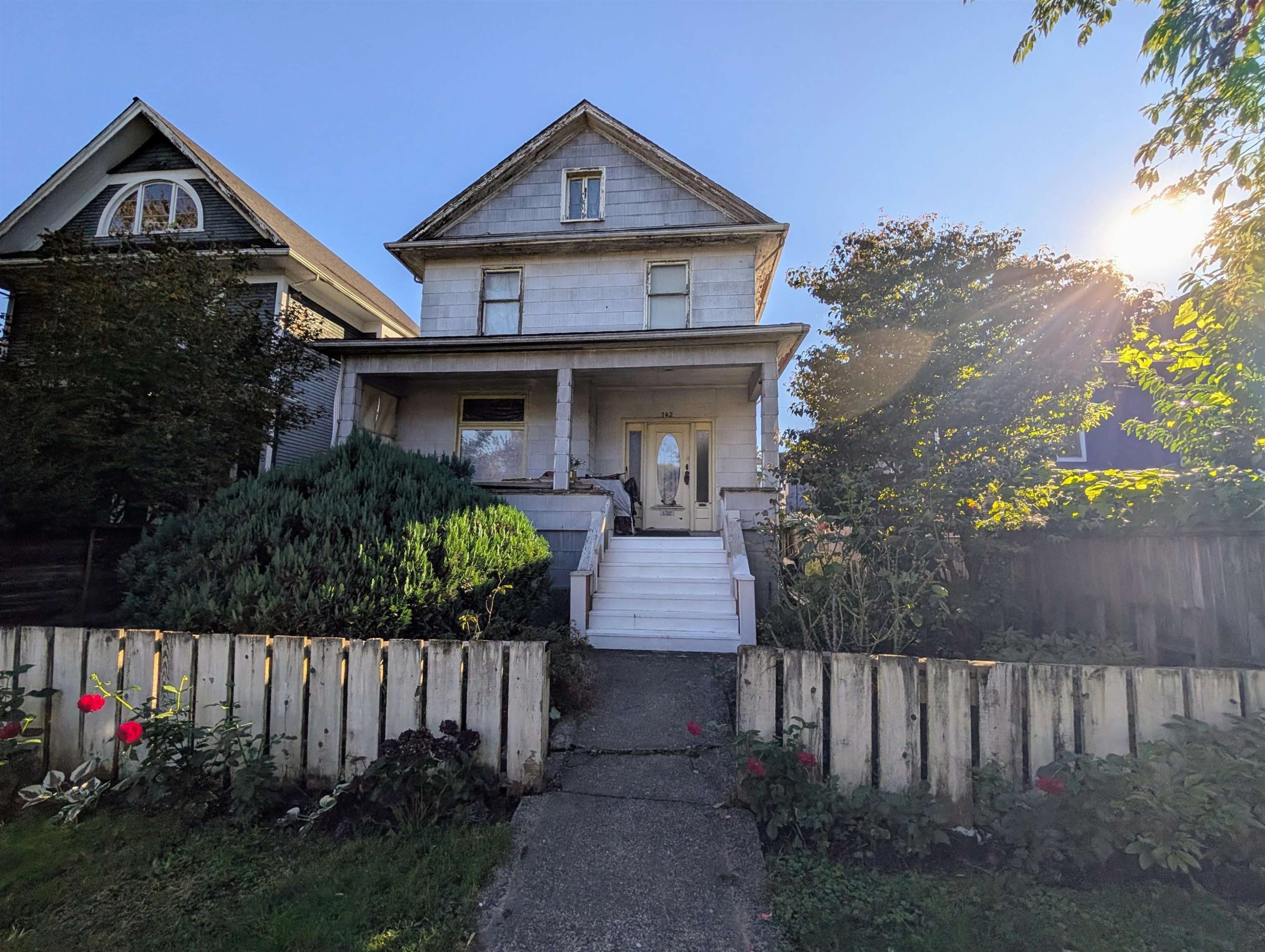 742 13Th Avenue E, Vancouver, BC