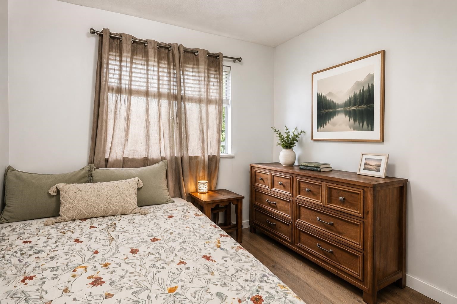 1252 Victoria Drive, Port Coquitlam, BC