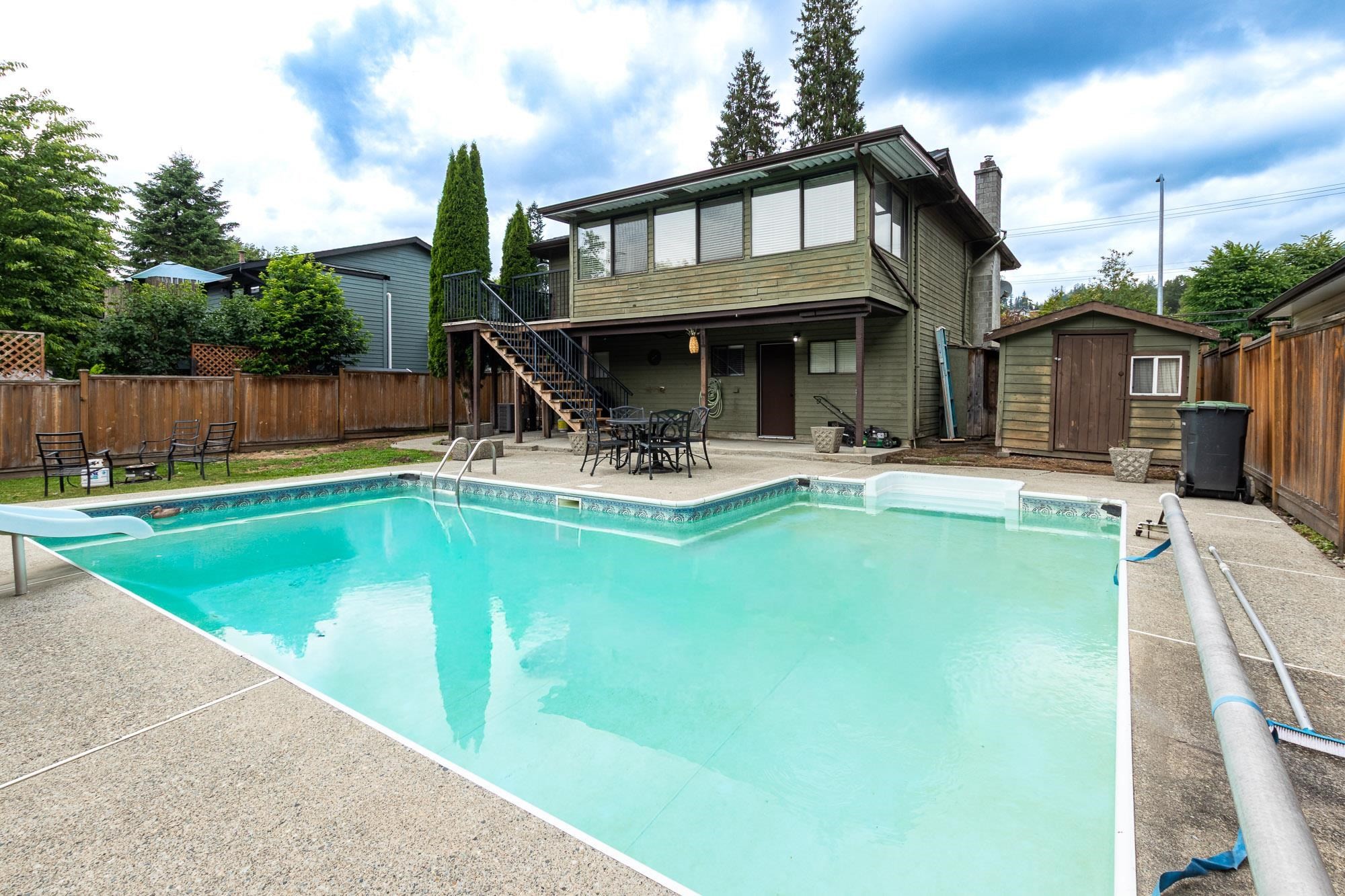 1252 Victoria Drive, Port Coquitlam, BC