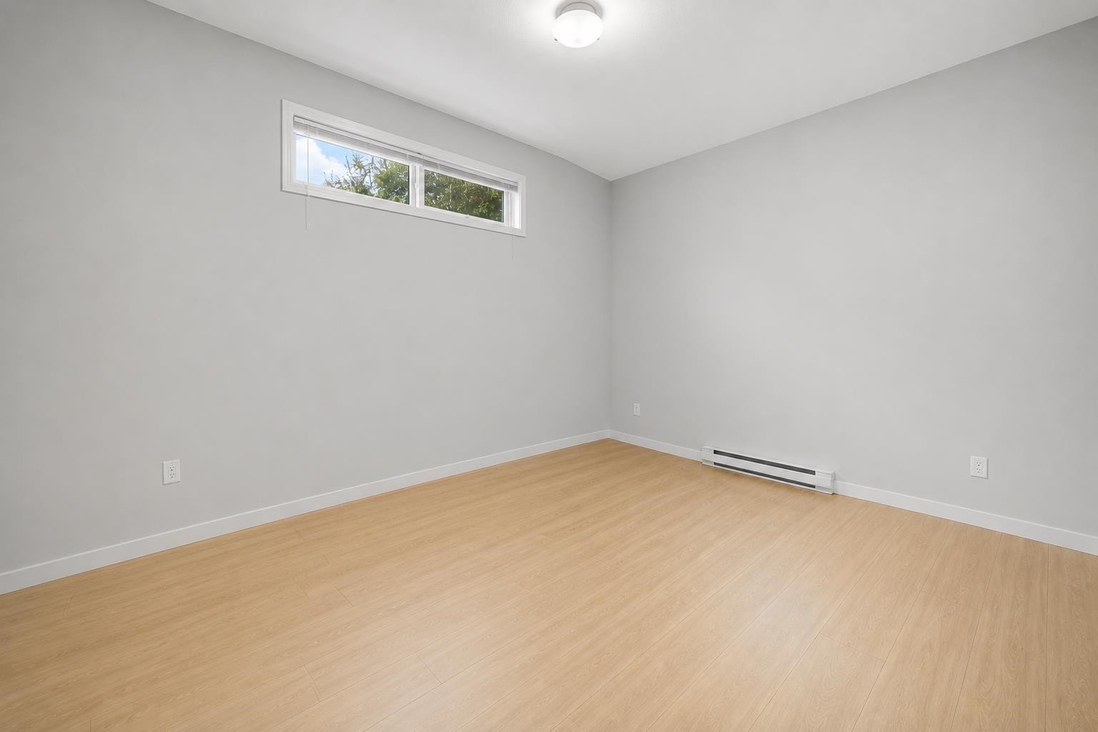 3265 Clermont Mews, Vancouver, BC