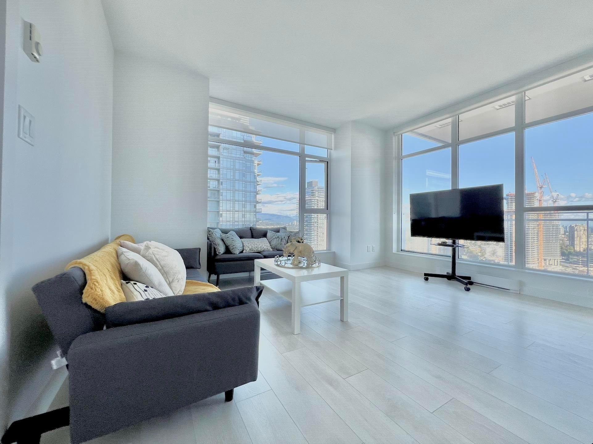 3010-4670 Assembly Way, Burnaby, BC