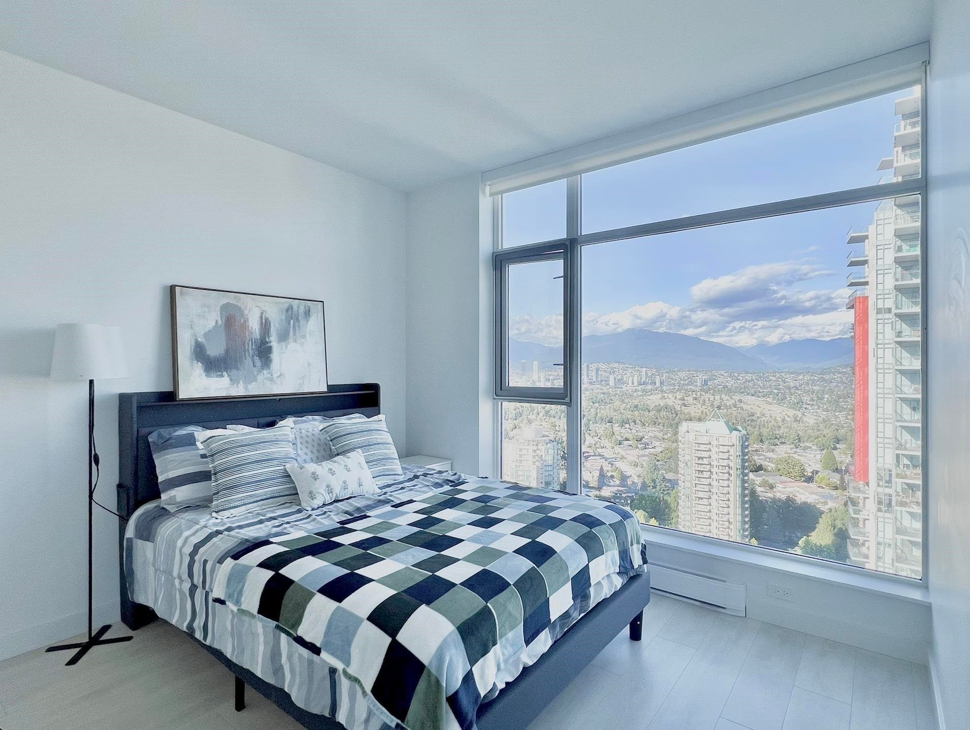 3010-4670 Assembly Way, Burnaby, BC