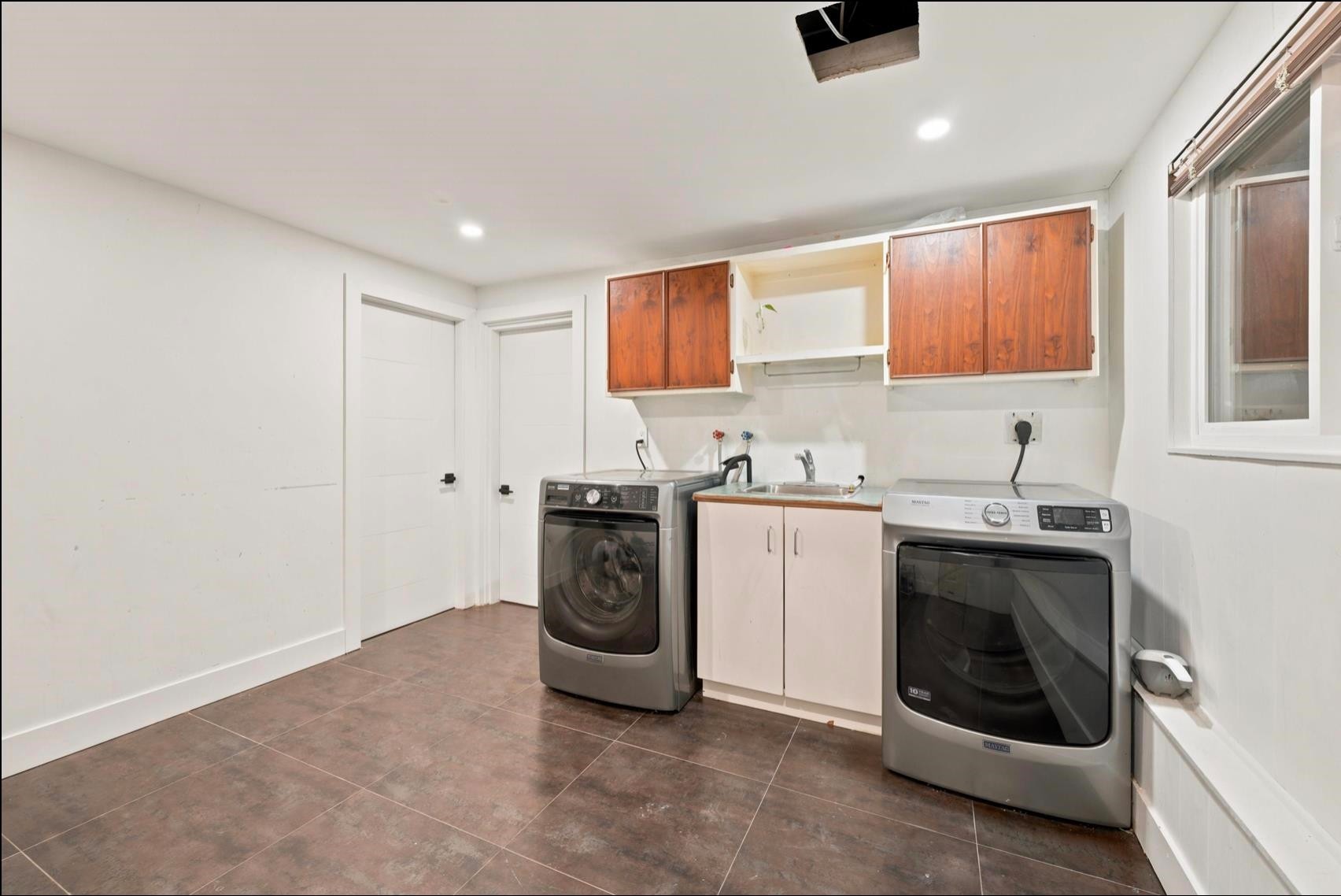 1707 Dempsey Road, North Vancouver, BC