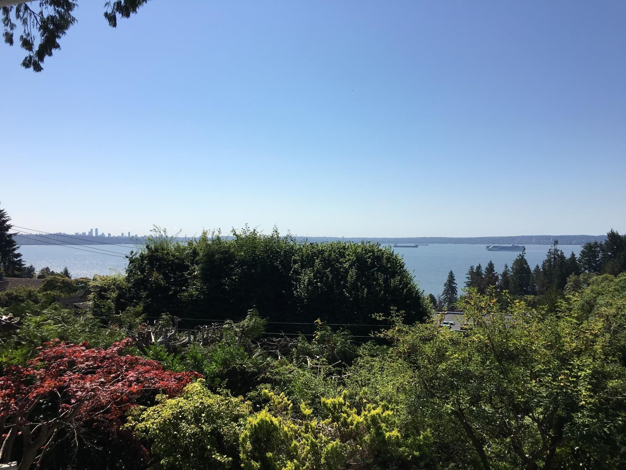 3519 Mathers Avenue, West Vancouver, BC
