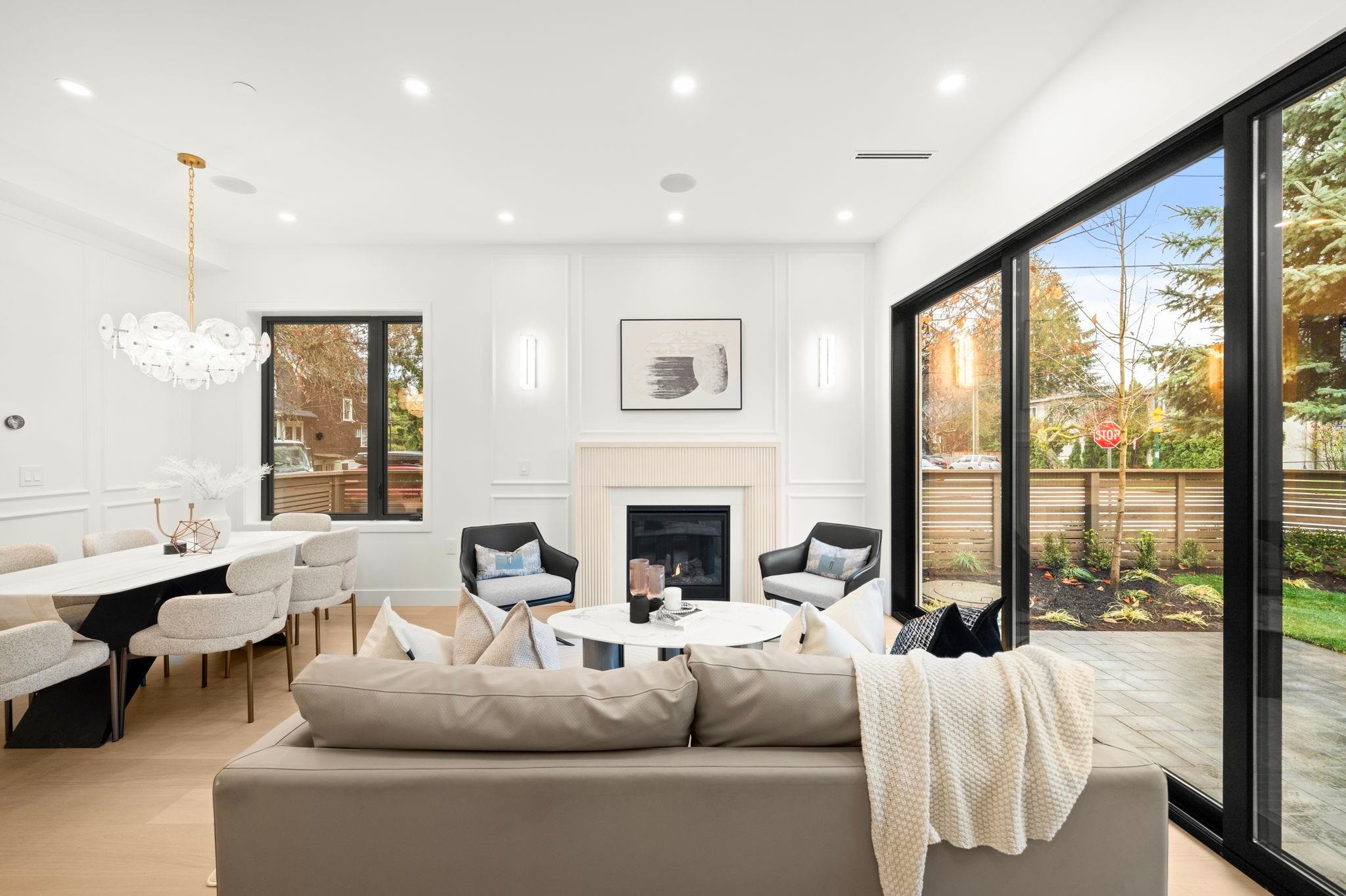 1095 14Th Avenue E, Vancouver, BC