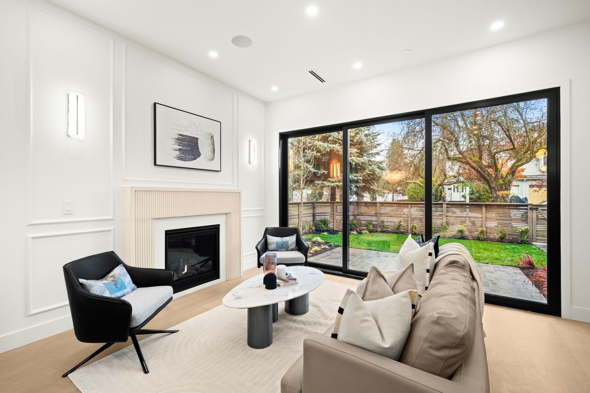 1095 14Th Avenue E, Vancouver, BC