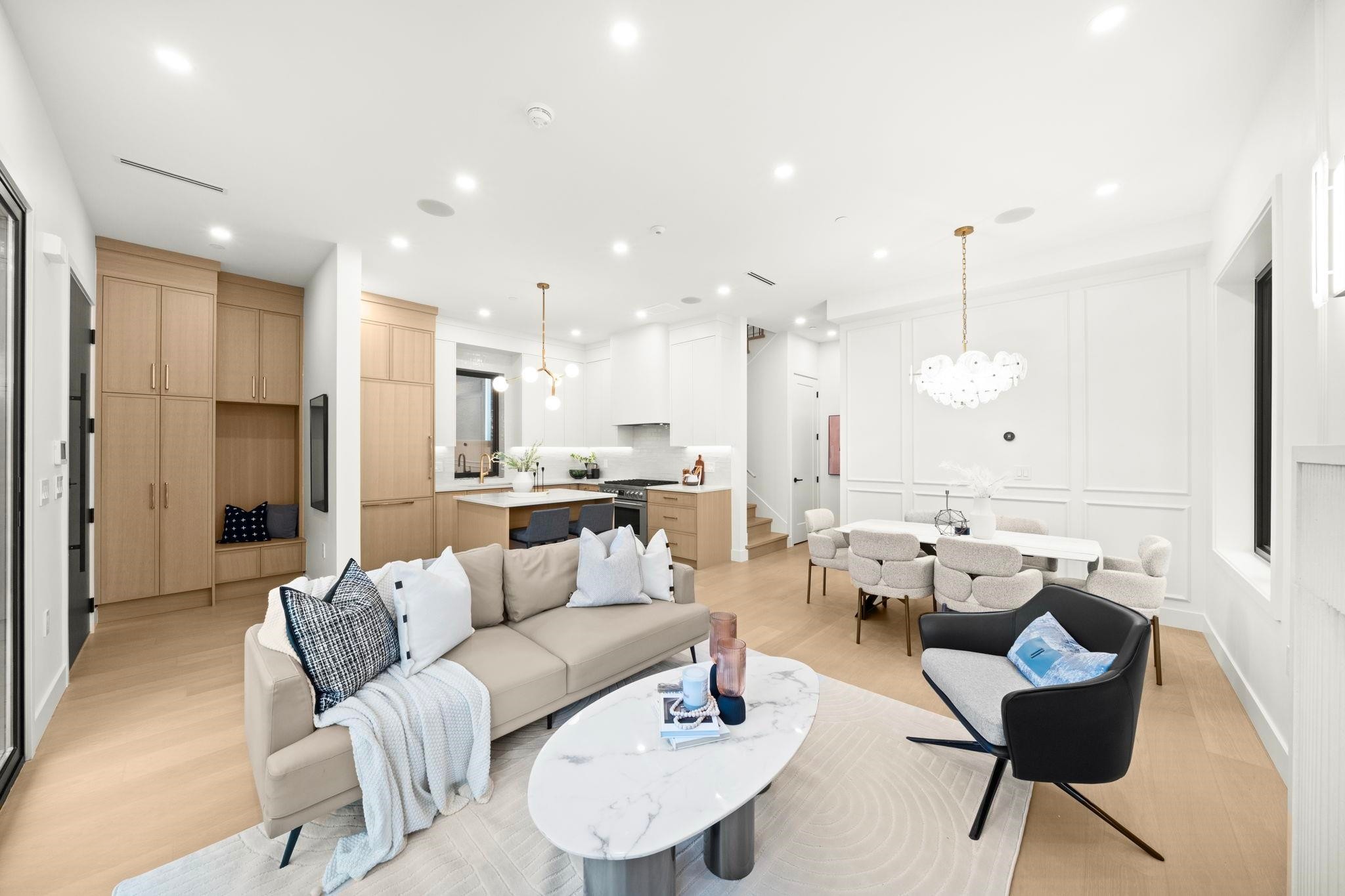 1095 14Th Avenue E, Vancouver, BC