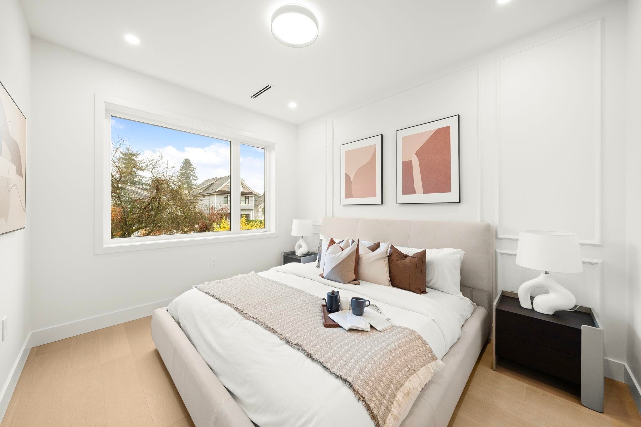 1095 14Th Avenue E, Vancouver, BC