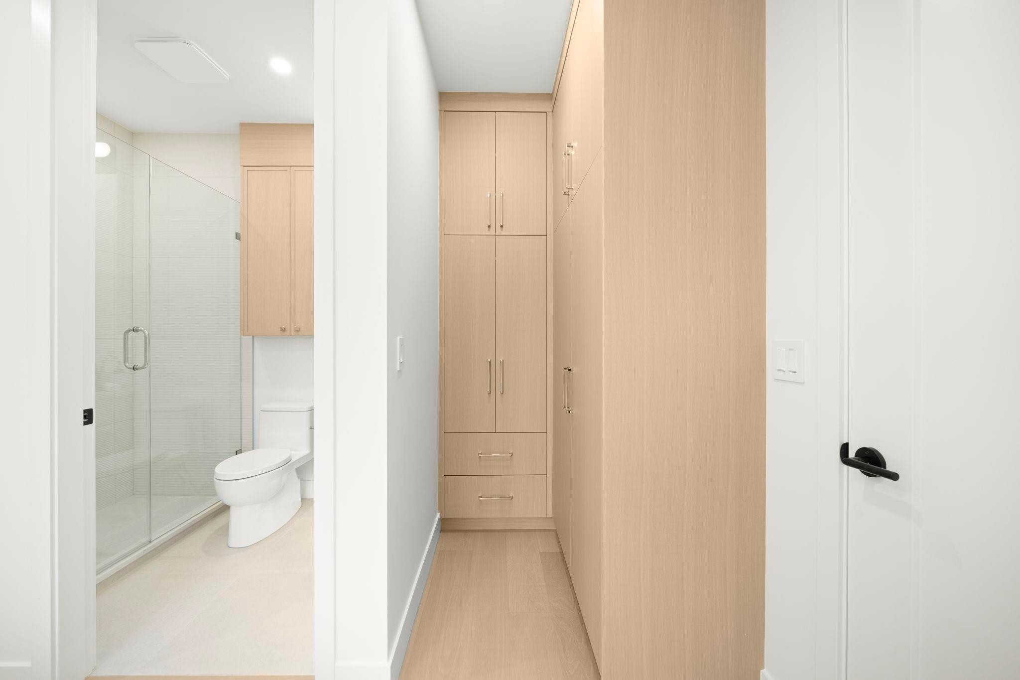 1095 14Th Avenue E, Vancouver, BC