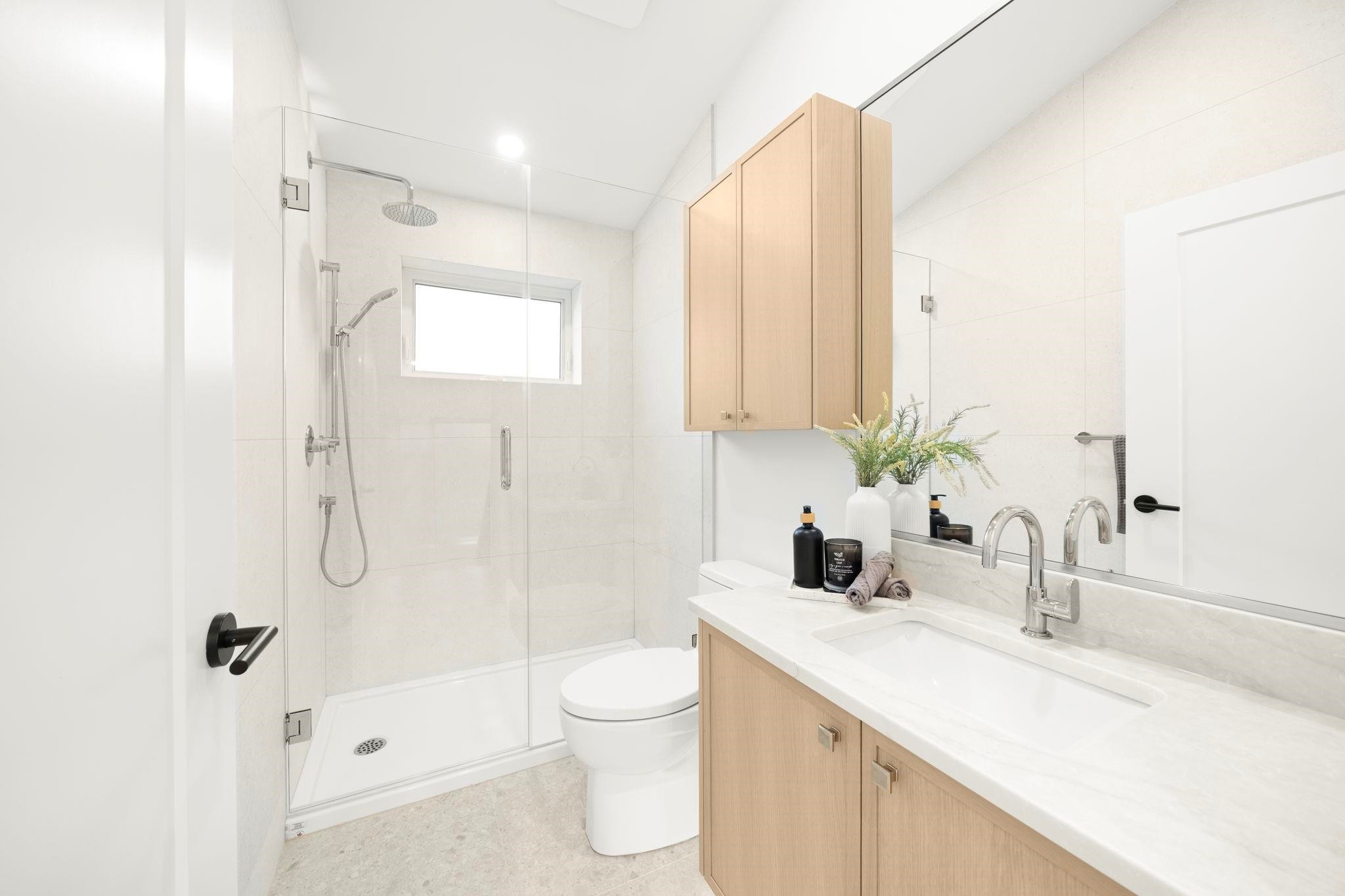 1095 14Th Avenue E, Vancouver, BC