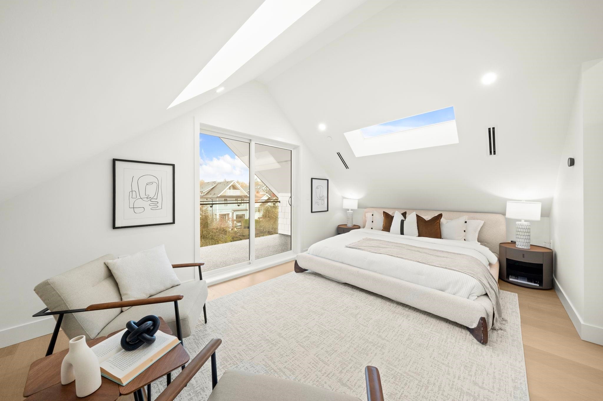 1095 14Th Avenue E, Vancouver, BC