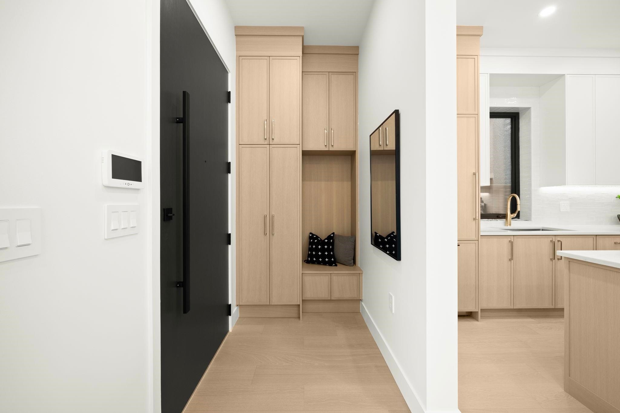 1095 14Th Avenue E, Vancouver, BC