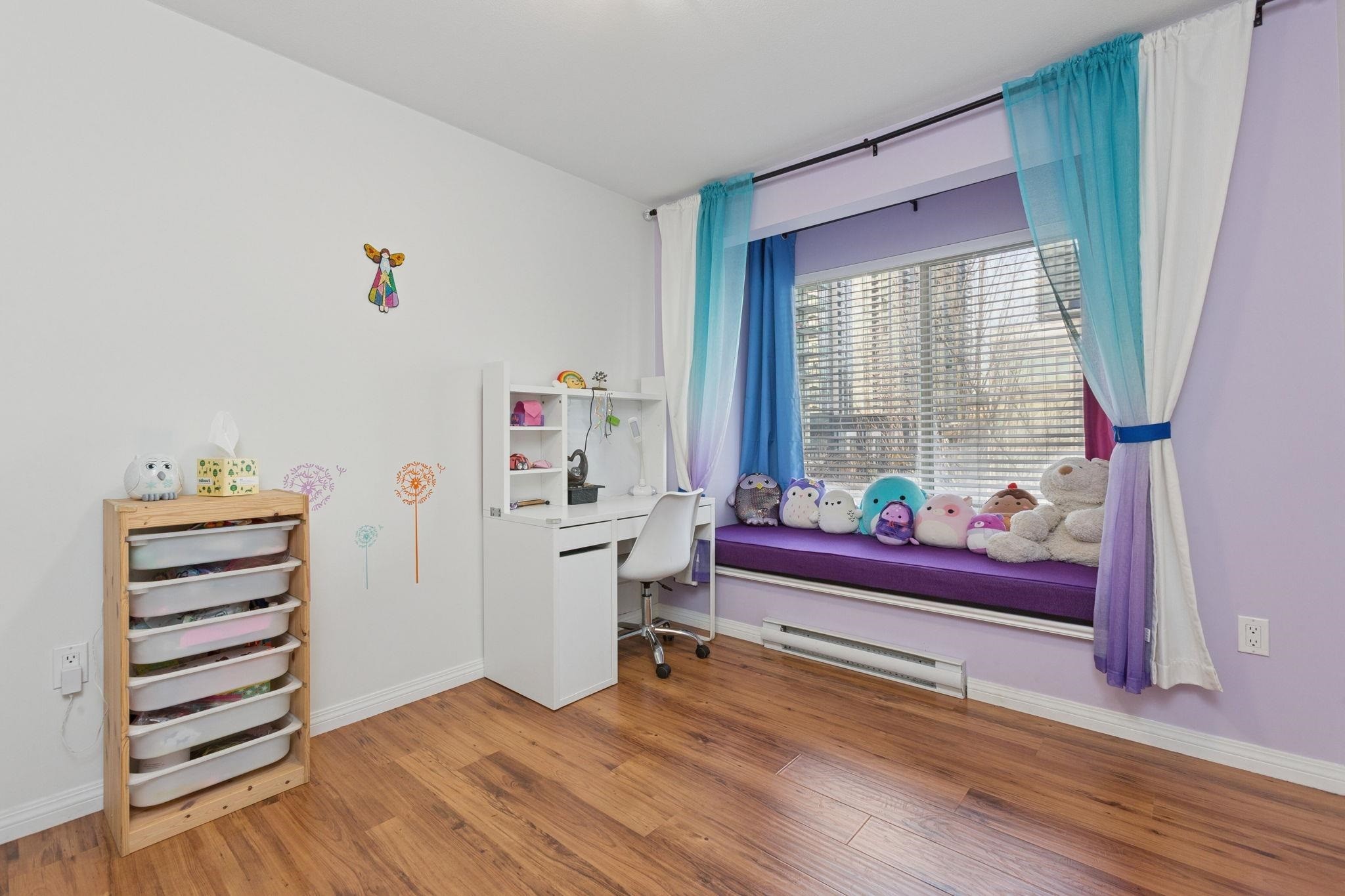 301-5000 Imperial Street, Burnaby, BC - Indoor