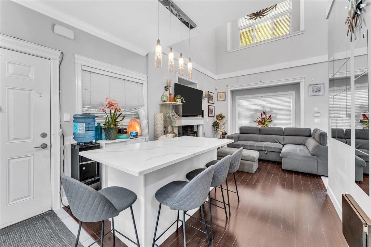 546 44Th Avenue E, Vancouver, BC