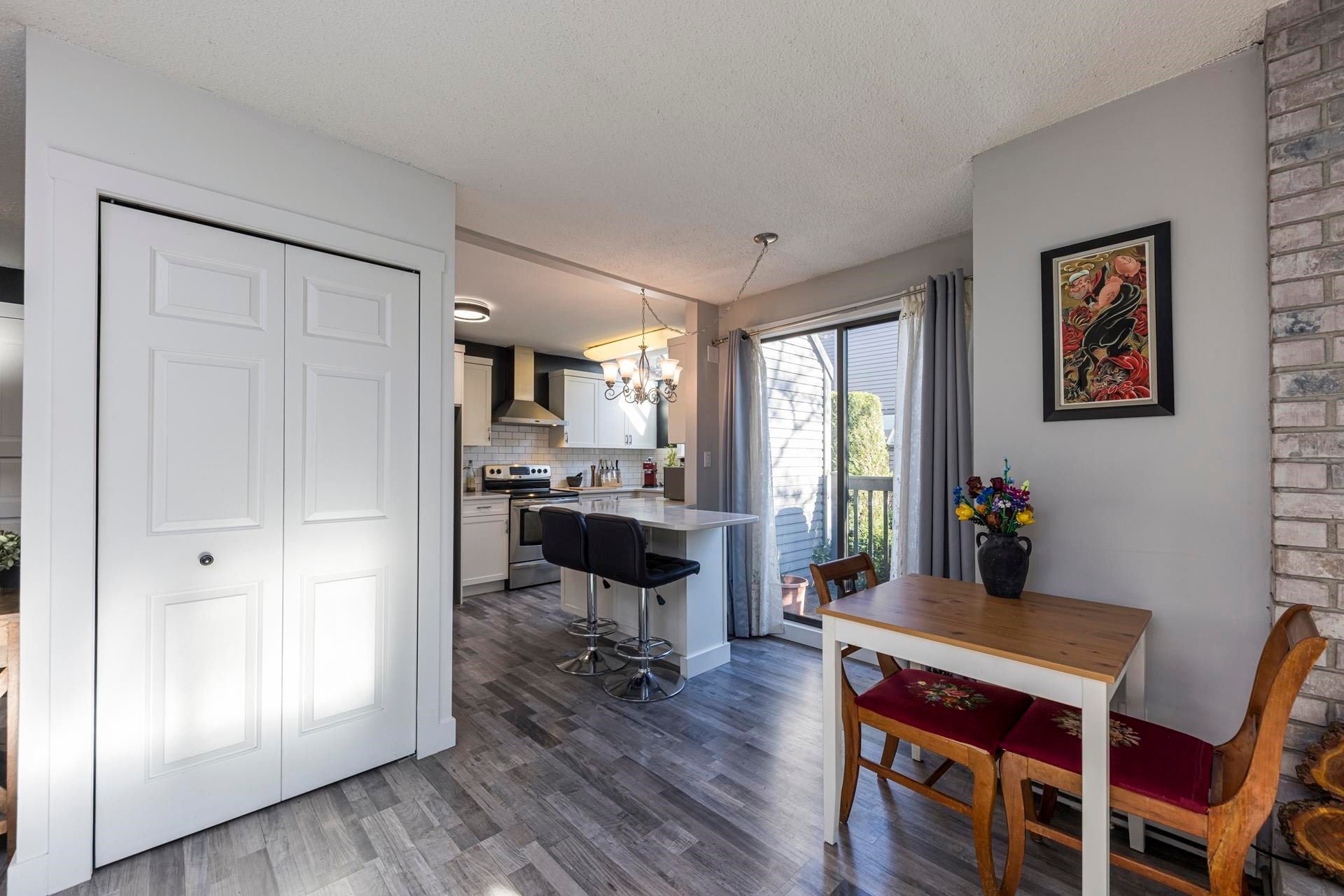 3132 Lonsdale Avenue, North Vancouver, BC