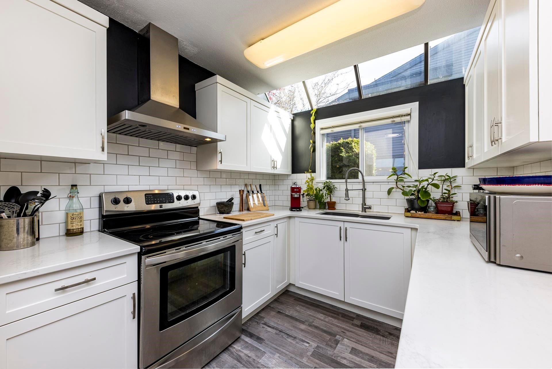 3132 Lonsdale Avenue, North Vancouver, BC